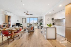 Experience Port Melbourne on Delightful Dow Street